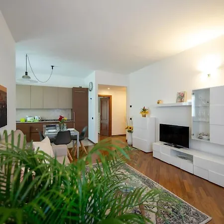 Apartment La Casa Di Angy *